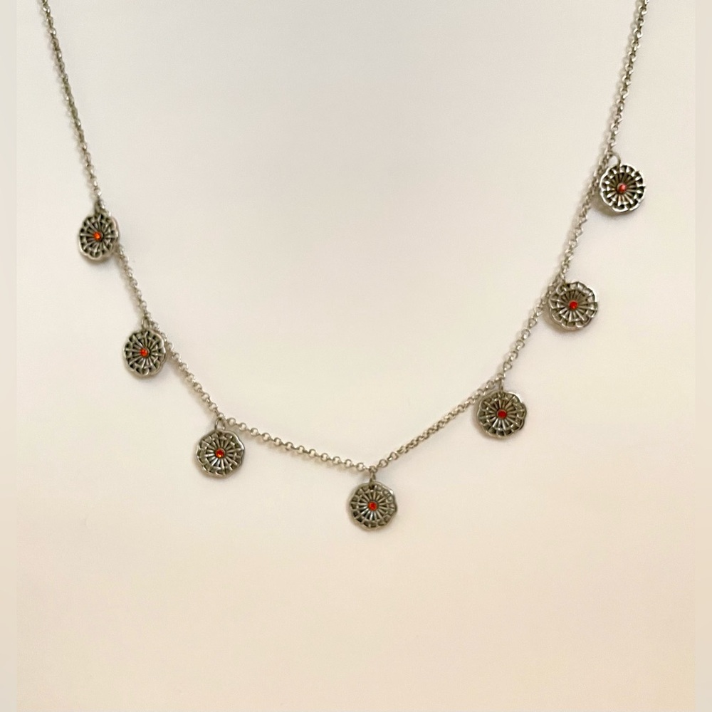 Elegant Silver and bloody red necklace good for a Halloween costume❤️‍🔥